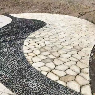 宝鸡 黄金麻冰裂纹地铺石工地铺装案例