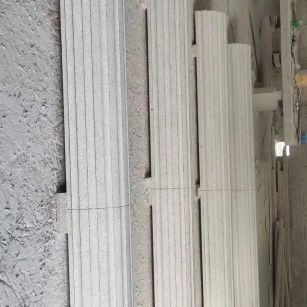 宝鸡 花岗岩厂家带你看白麻花岗岩门楼大柱柱皮