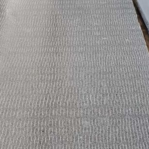 宝鸡 芝麻灰花岗岩斧剁面，刀斩面