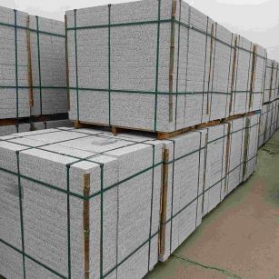 宝鸡 白麻花岗岩石材荔枝面地铺石（300*600*50）