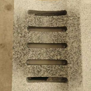 宝鸡 芝麻白拉丝面花岗岩U型开槽排水槽