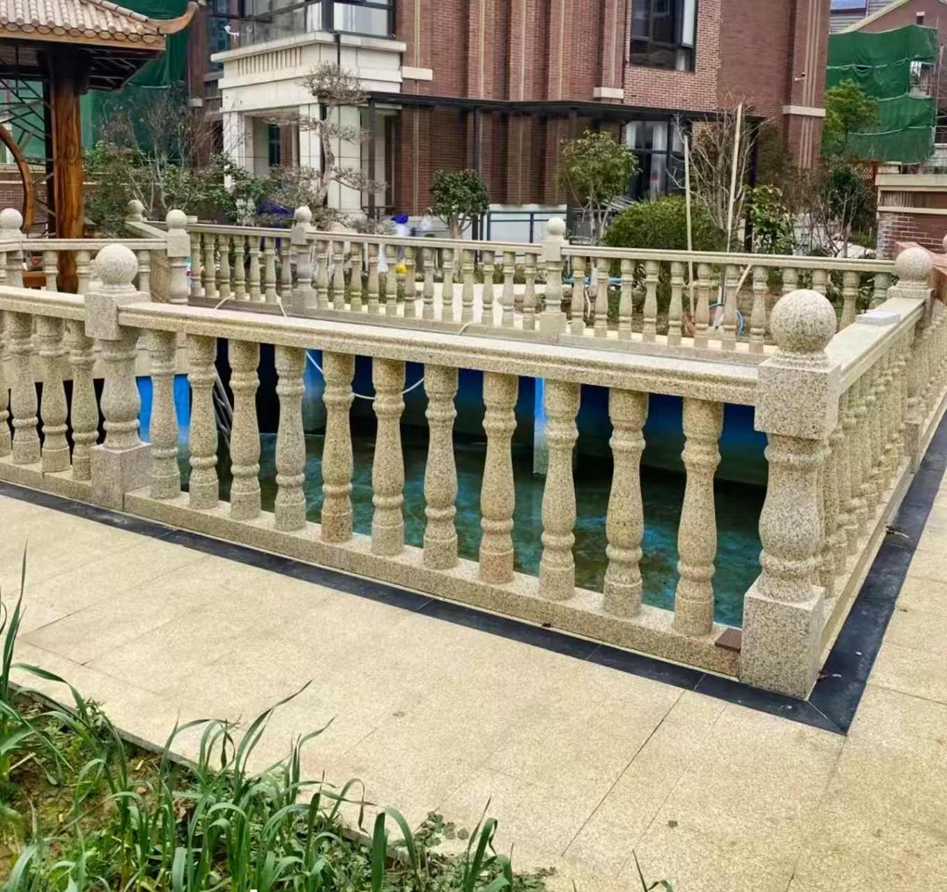 宝鸡黄金麻花岗岩石材栏杆，扶手，将军柱，花瓶柱