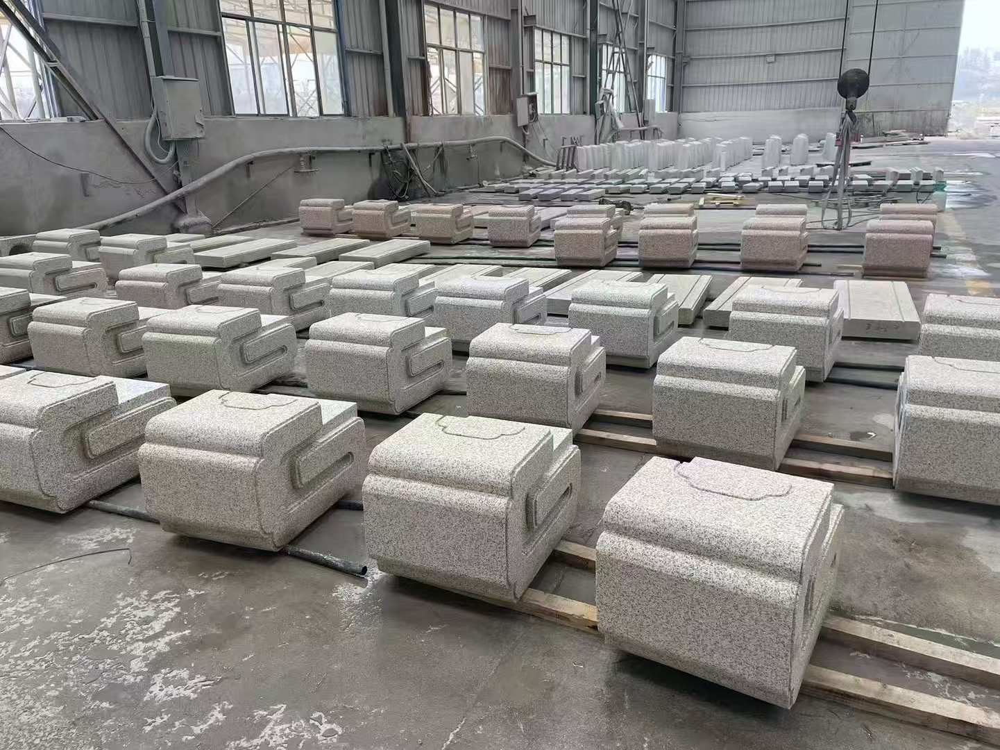 宝鸡 白麻花岗岩异形加工-石凳，坐凳