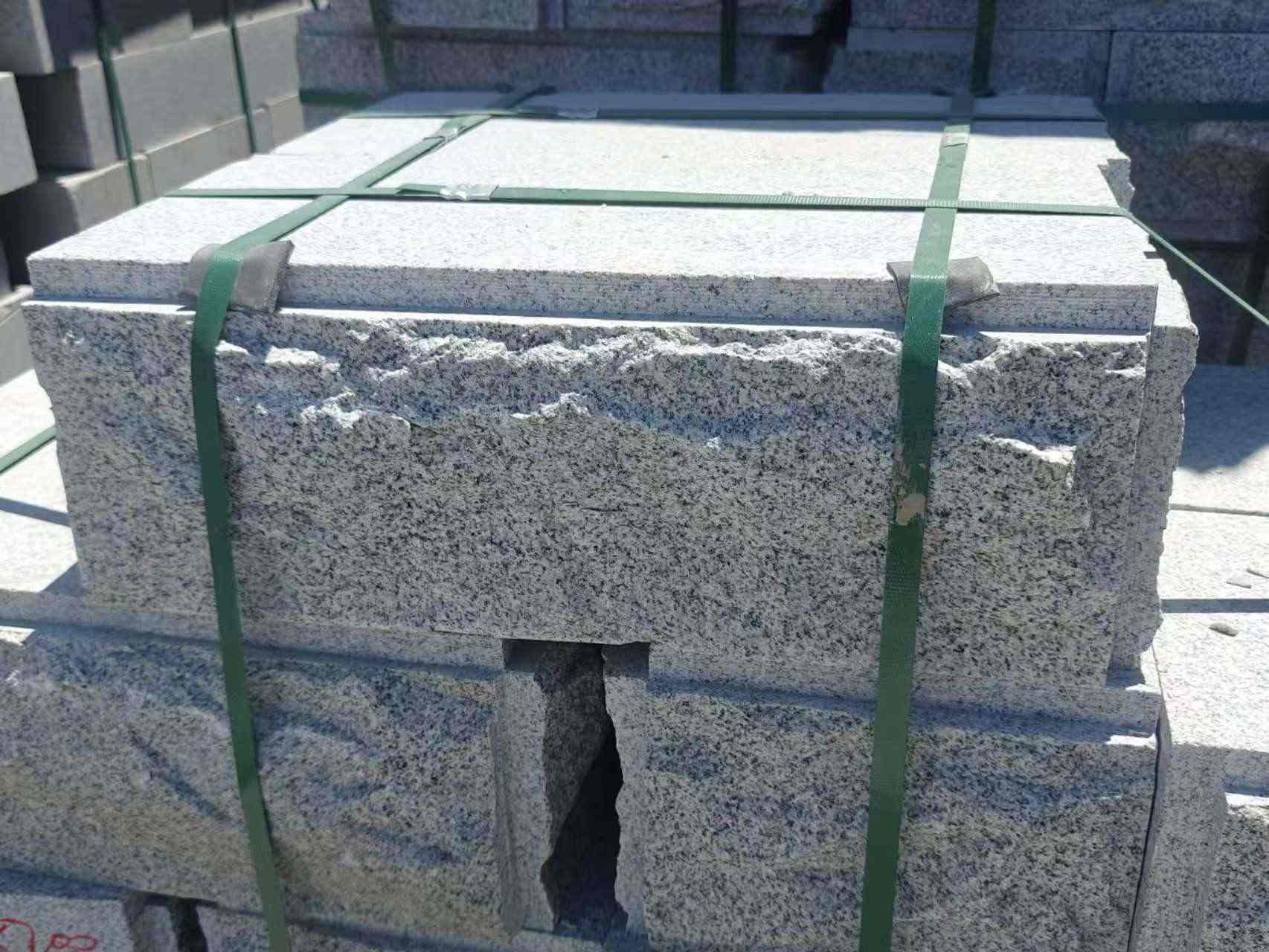 宝鸡 芝麻白花岗岩自然面成品