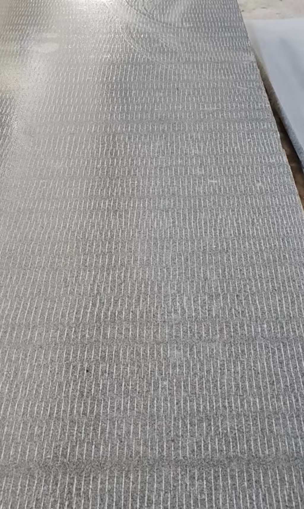 宝鸡 芝麻灰花岗岩斧剁面，刀斩面