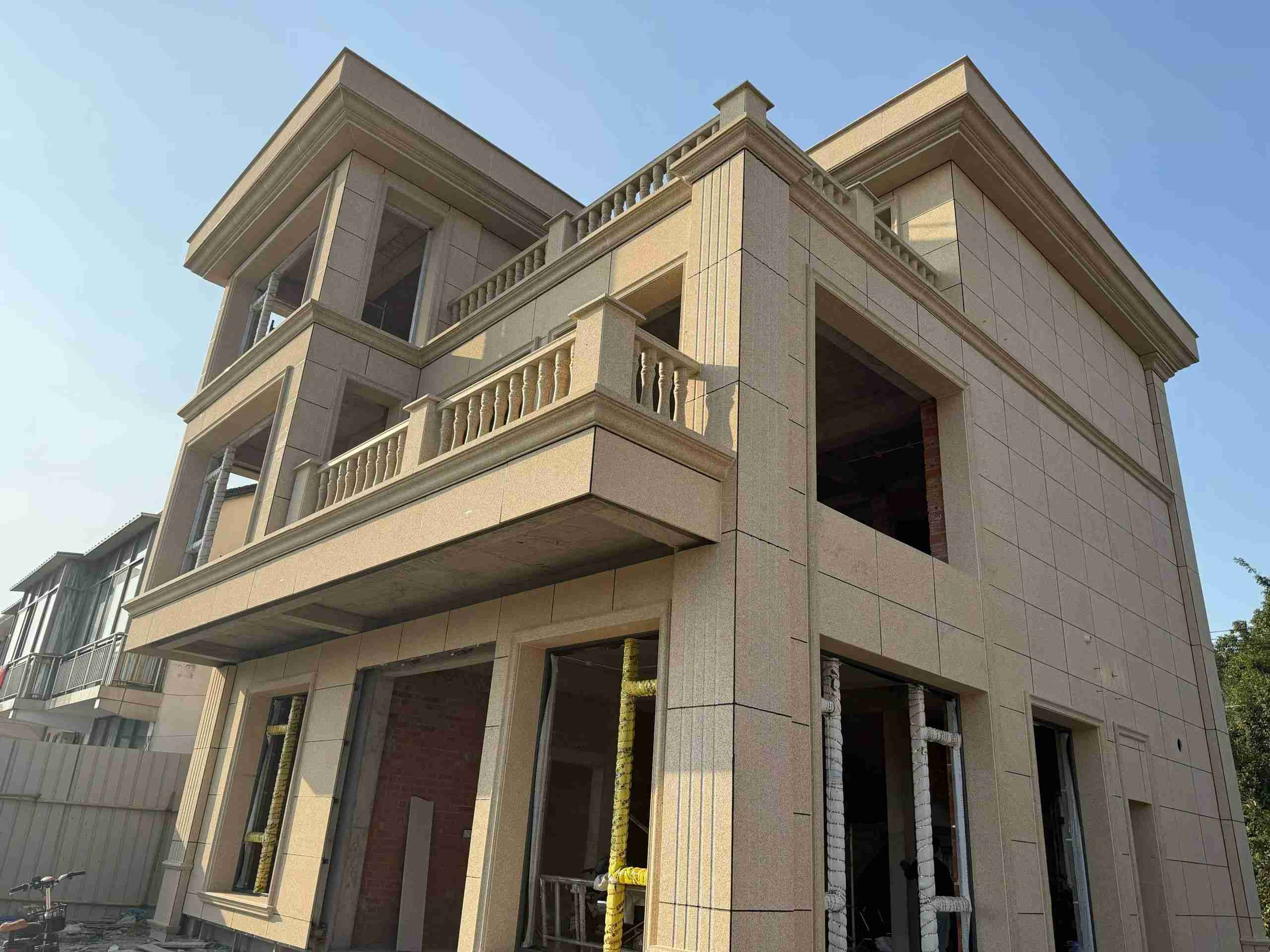 宝鸡 黄金麻花岗岩石材荔枝面外墙干挂效果展示