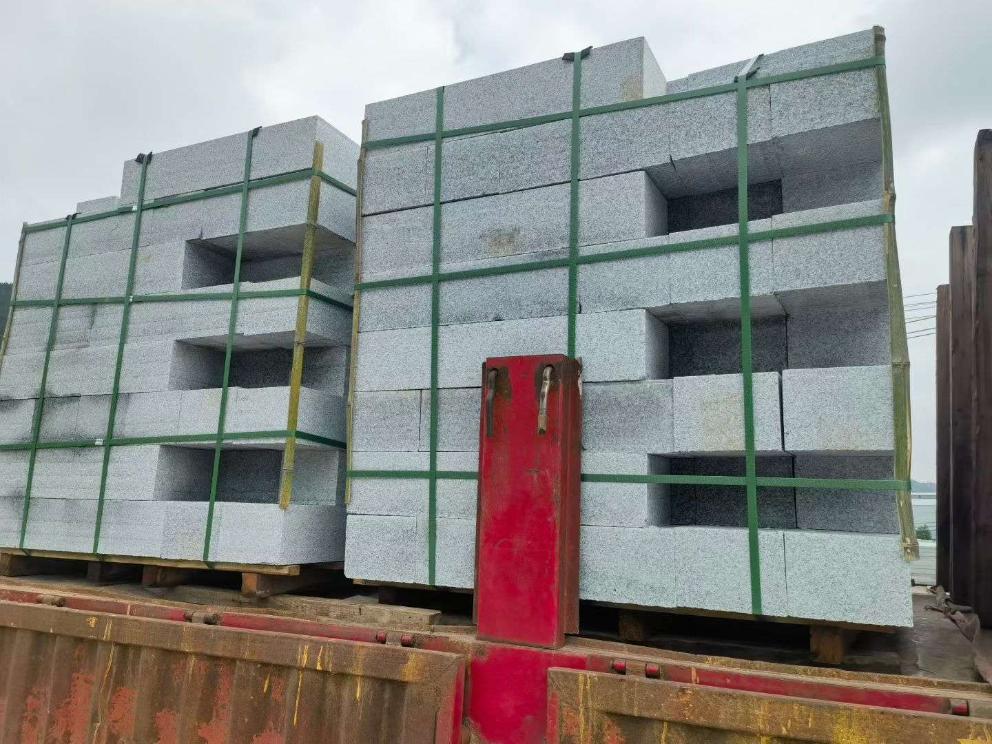 宝鸡 芝麻白花岗岩路沿石，平石，路侧石，马路牙子，路缘石，立缘石，平缘石等