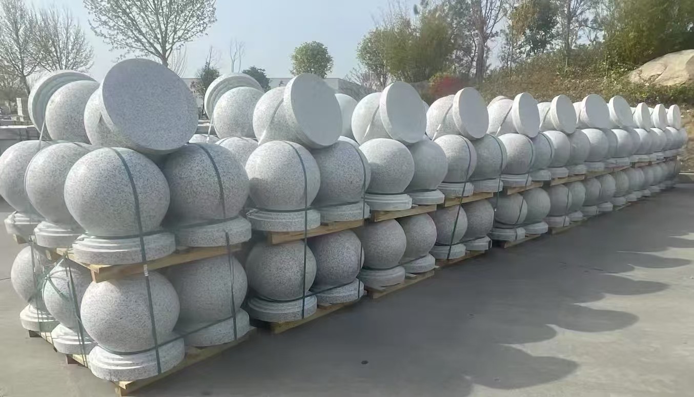 宝鸡 白麻花岗岩石材圆球，石球，挡车球，隔离球，景观石球，风水球等