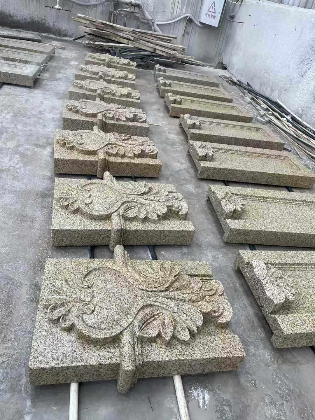 宝鸡 黄金麻花岗岩别墅外墙雕刻板