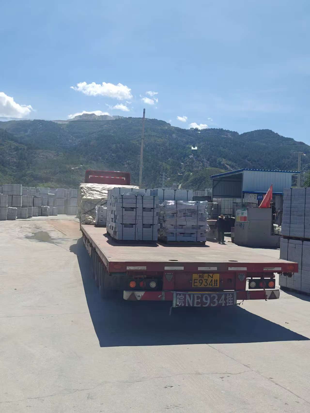 宝鸡 芝麻白仿形路沿石，直形路沿石