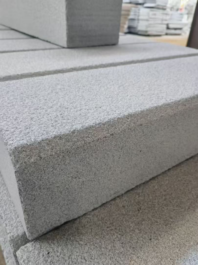 宝鸡 芝麻灰荔枝面路沿石