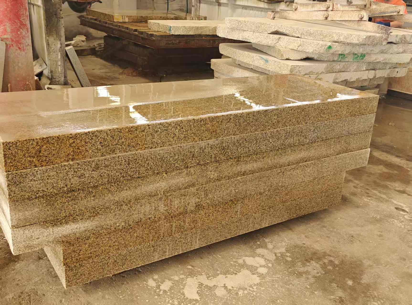 宝鸡 黄金麻栏杆料半成品加工中